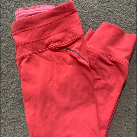 Athleta Pants - Athleta Cropped Leggings (XSP)